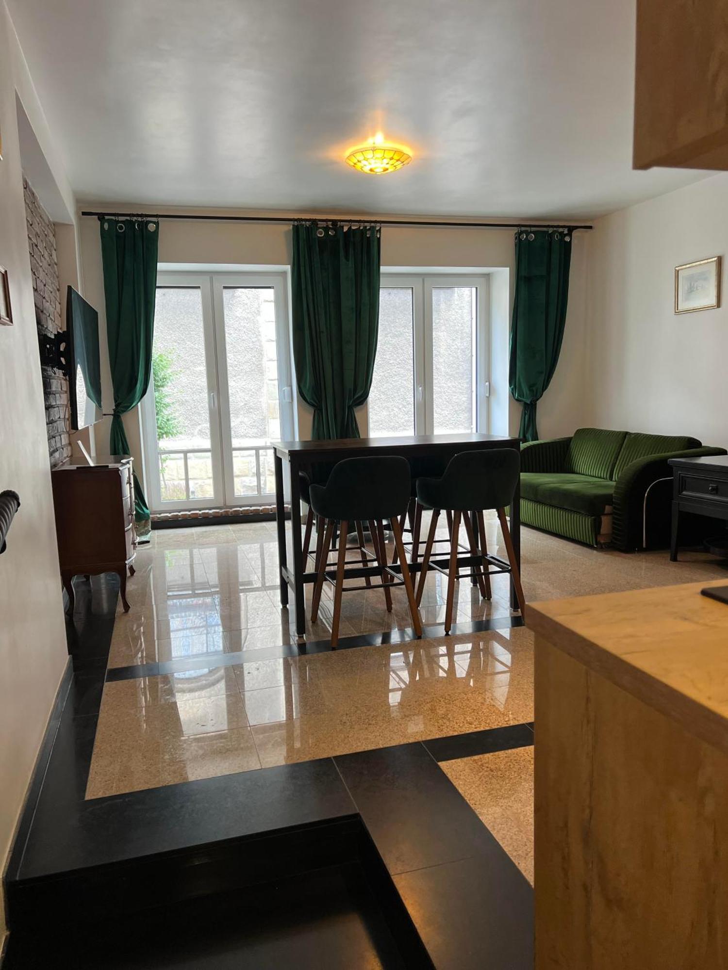 Apartamenty Pod Katedra Бельско-Бяла Экстерьер фото